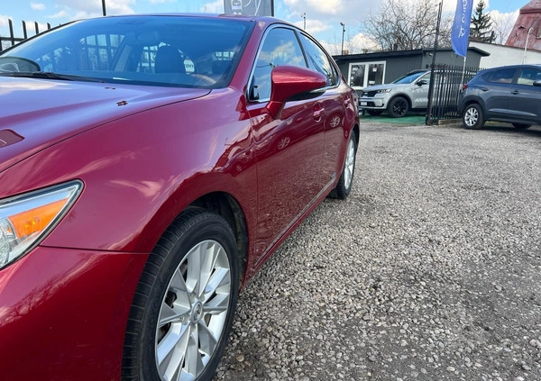 Lexus ES cena 78000 przebieg: 185000, rok produkcji 2014 z Chełm małe 742